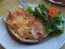 ホノカアの雰囲気のよい自然食カフェでランチ