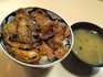 帯広名物の豚丼をススキノの名店にて